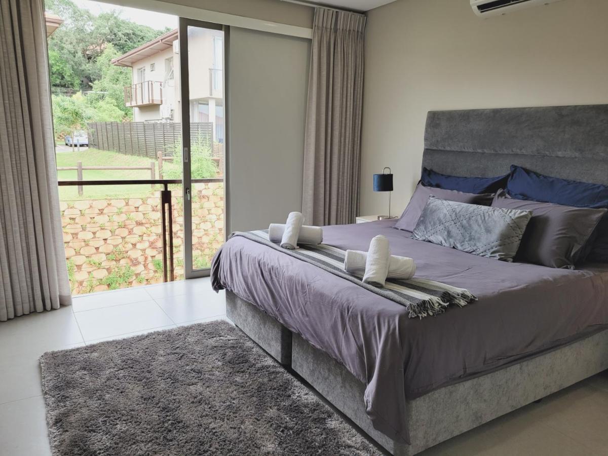 Cheerful 3-Bedroom Home In Zimbali Wedge Estate Ballito Zewnętrze zdjęcie